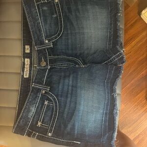 BKE Blue Jeans Vintage Distressed Style